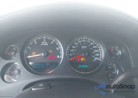 2009 GMC Yukon Denali z USA, uszkodzony, nr VIN 1GKFK03239R255904